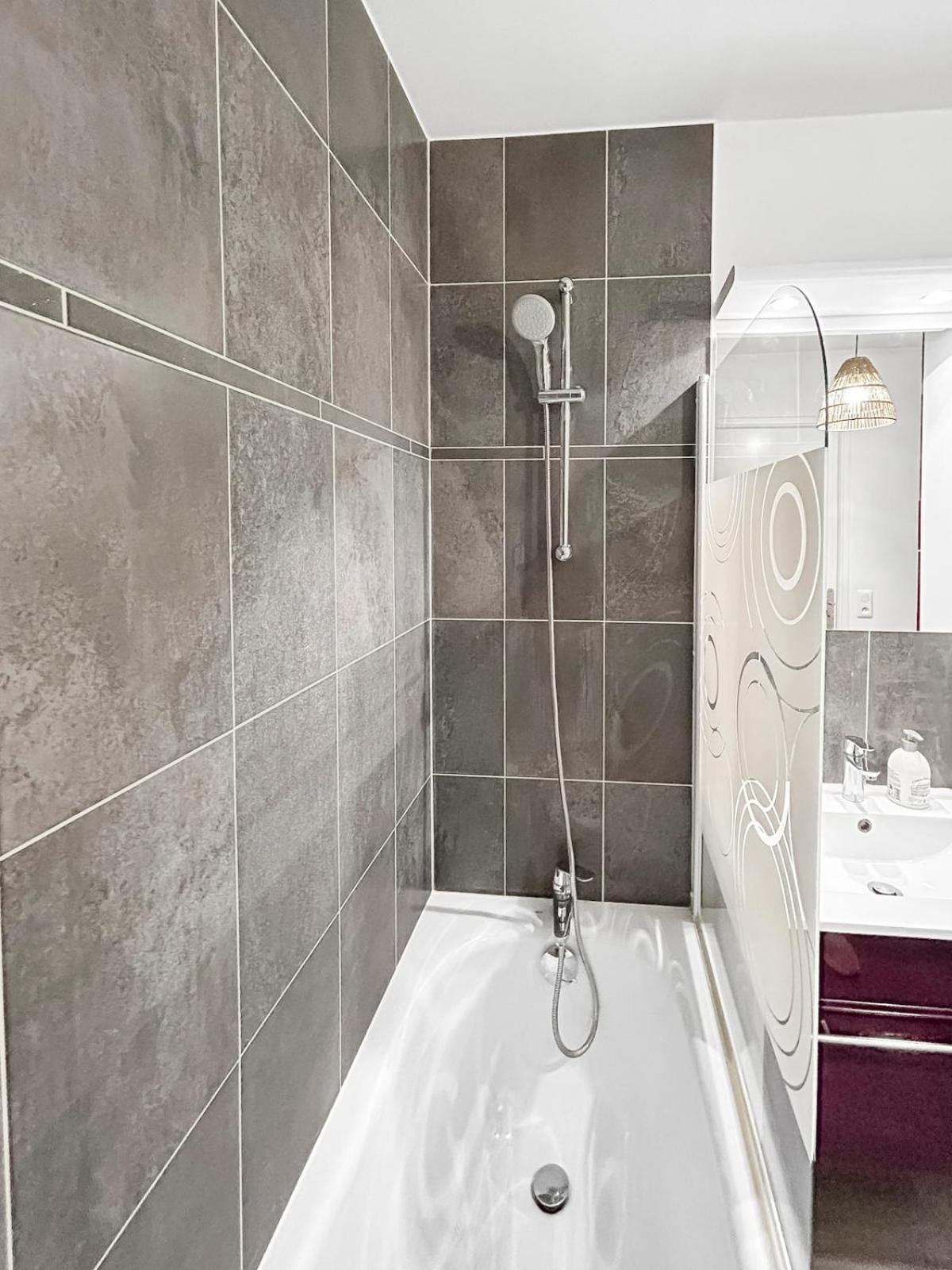 Charme Et Confort A - Proche Paris Cdg Apartment Bondy